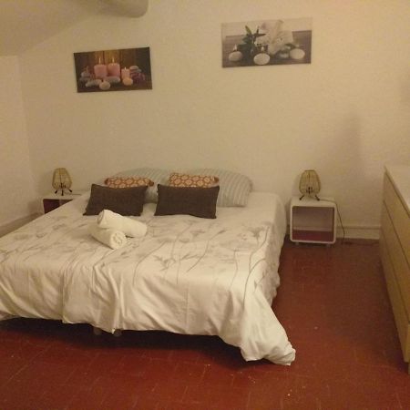 Deux M Bed & Breakfast Villes-sur-Auzon ภายนอก รูปภาพ