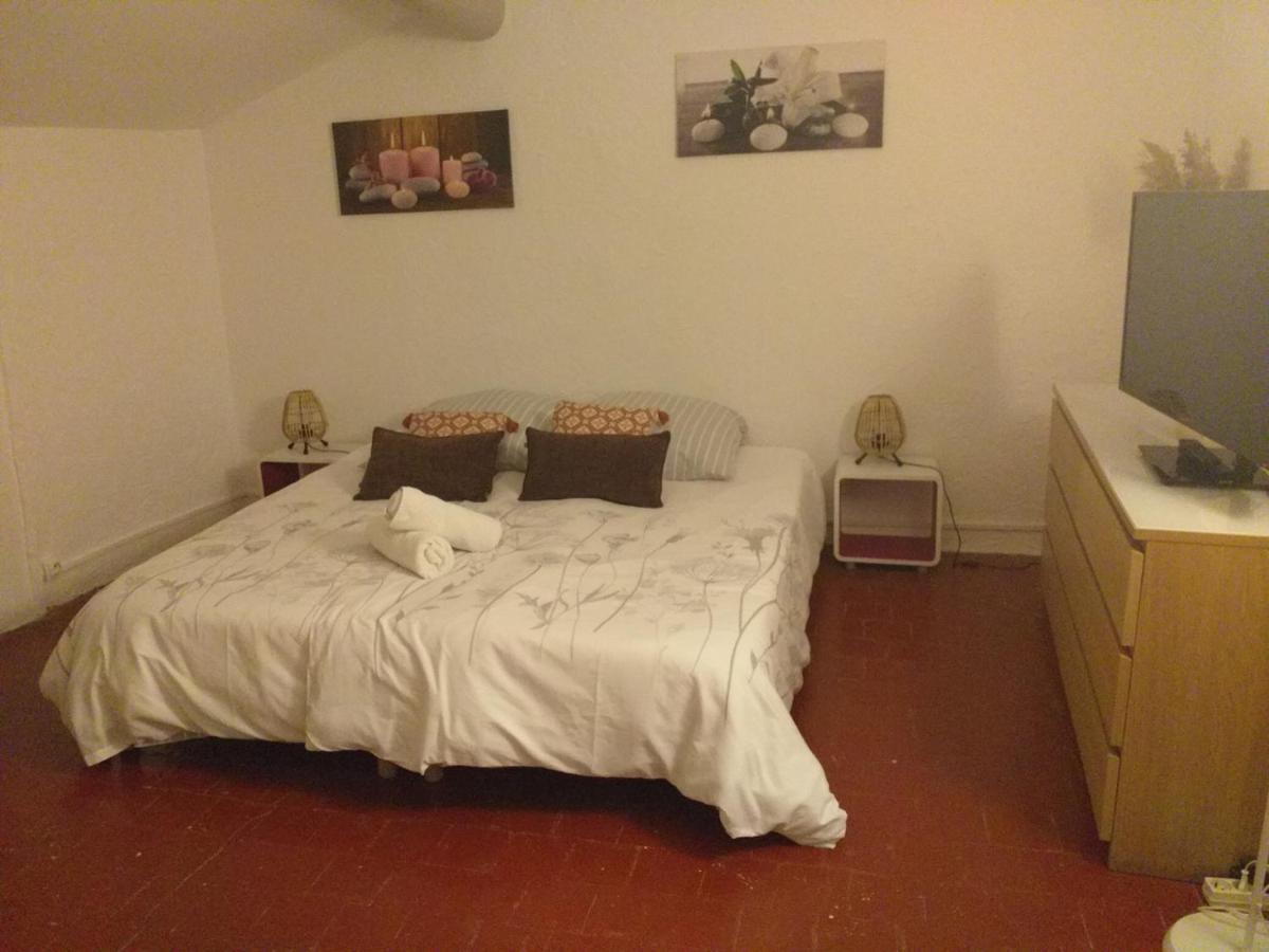Deux M Bed & Breakfast Villes-sur-Auzon ภายนอก รูปภาพ