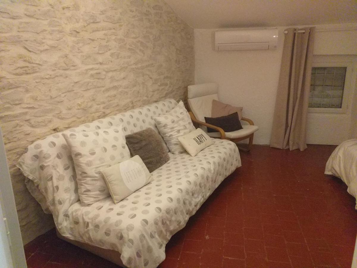 Deux M Bed & Breakfast Villes-sur-Auzon ภายนอก รูปภาพ